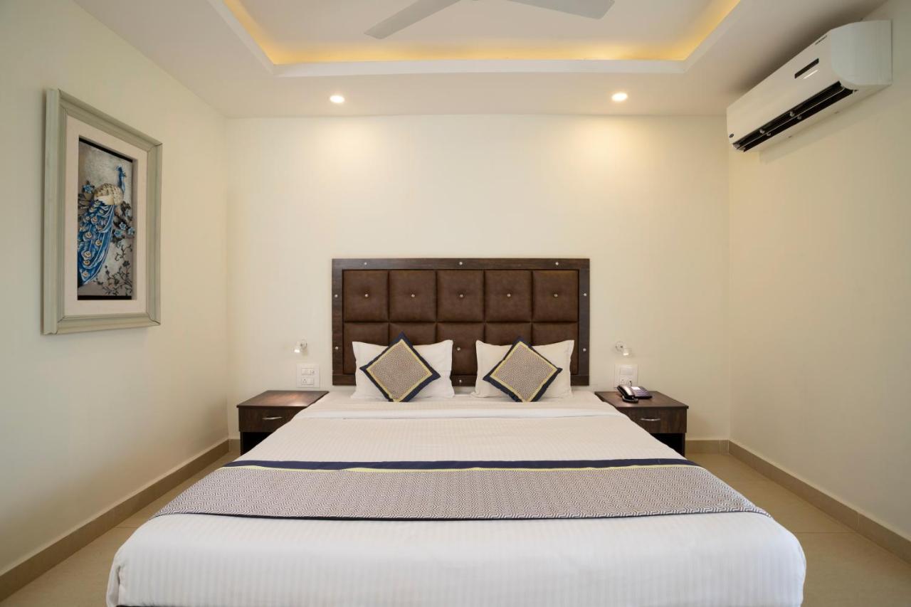 La Vaiencia Beach Resort, Morjim Exterior foto